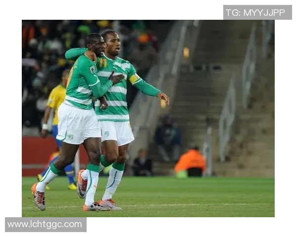 足球巨星专属店铺限量发售，收藏你的偶像传奇装备，尽享运动激情